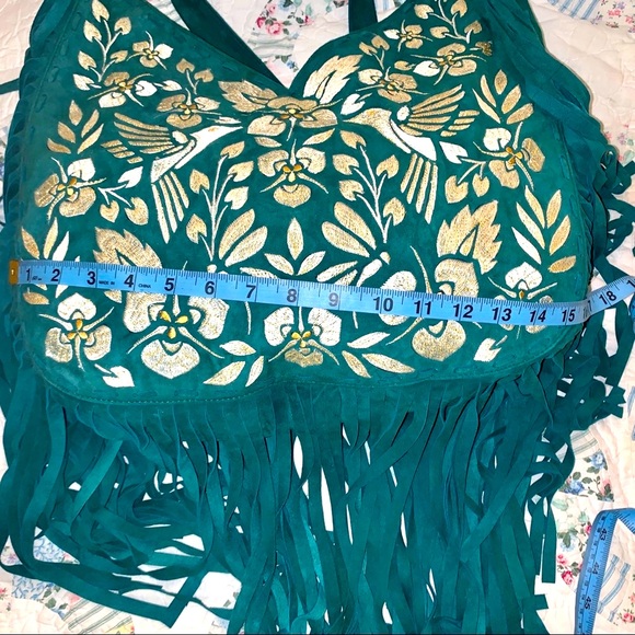 NEW HUGE EMBROIDERED FRINGED BOHO BAG FROM AUSTRALIA - ONE OF A KIND!!! - Picture 4 of 14